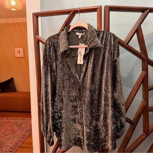 M066 // NWT Pretty Garbage ribbed velour blouse // S